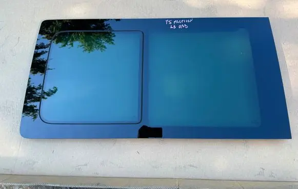 Volkswagen Transporter - Caravelle T5 Sliding door window/glass 7H0847757
