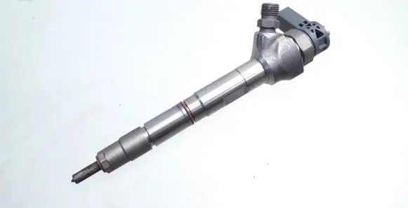 Audi A4 S4 B9 Fuel injector 0445110471 04L130277AE