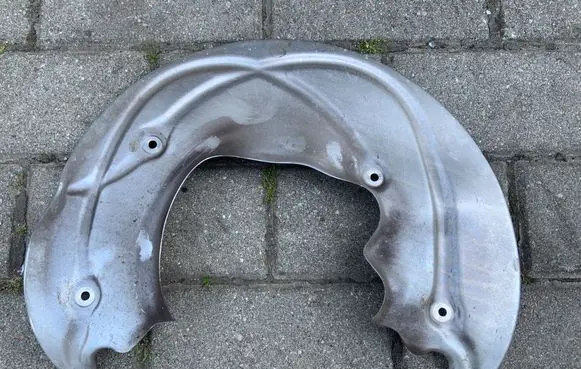 Audi Q5 SQ5 Front brake disc dust cover plate 8W0615311E