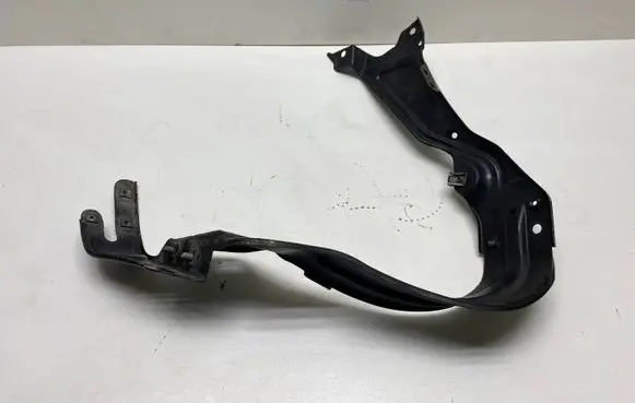 Mercedes-Benz C W203 Side radiator support slam panel 