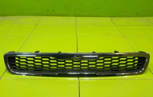 KIA Soul Front bumper upper radiator grill 863512K050 LP92