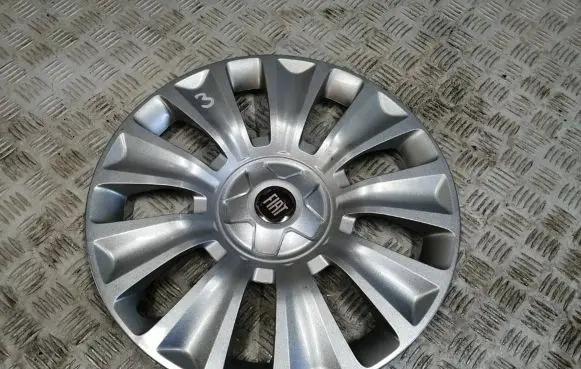Fiat Tipo R16 wheel hub/cap/trim 