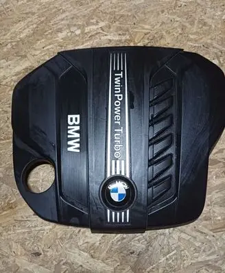 BMW X5 E70 Engine cover (trim) 15671610