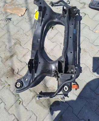 Land Rover Range Rover Evoque L538 Rear axle beam with reductor 