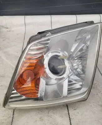 Isuzu D-Max Headlight/headlamp