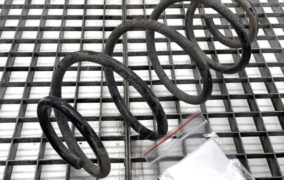 Mercedes-Benz A W176 Rear coil spring 