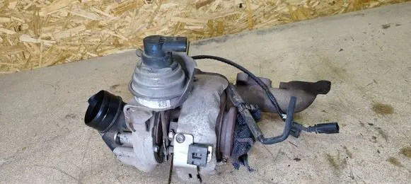 Volkswagen Caddy Turbo 03L253016T 8T0824407