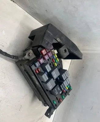 Hyundai Trajet Fuse module 912203A002
