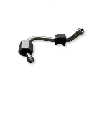 Ford Kuga II Fuel injector supply line/pipe 