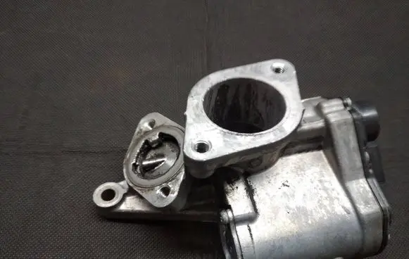 Renault Scenic II - Grand scenic II EGR valve 8200630740 0Z1177 H8200194323