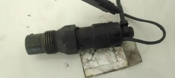 Ford Mondeo MK II Fuel injector