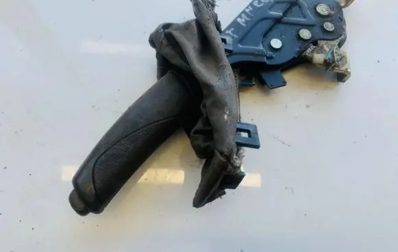 Handbrake/parking brake lever assembly