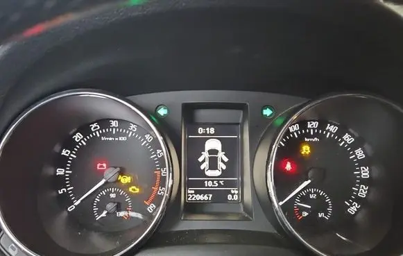Skoda Yeti (5L) Speedometer (instrument cluster) 5L0920840K IMPRK1575300