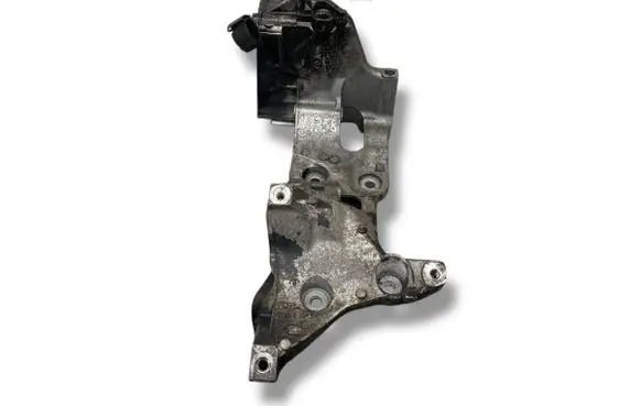 Seat Leon (5F) Generator/alternator bracket 04L903143B AST9CD3