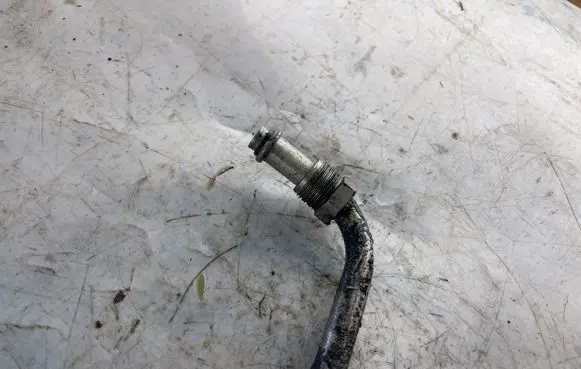 Jeep Grand Cherokee (WK) Power steering hose/pipe/line