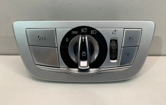 BMW 7 G11 G12 Light switch 9472979