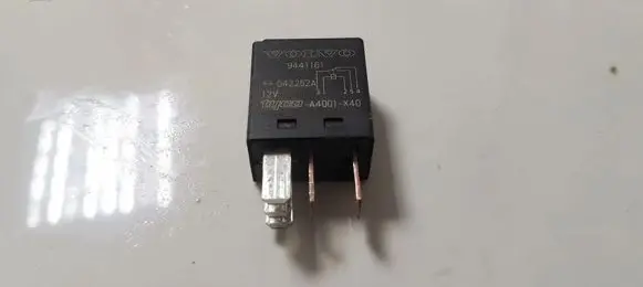 Volvo XC90 Other relay V23074 9441161