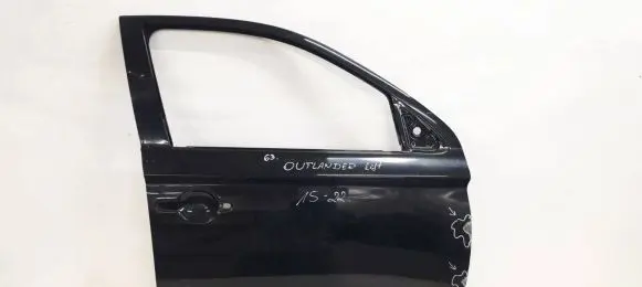 Mitsubishi Outlander Front door