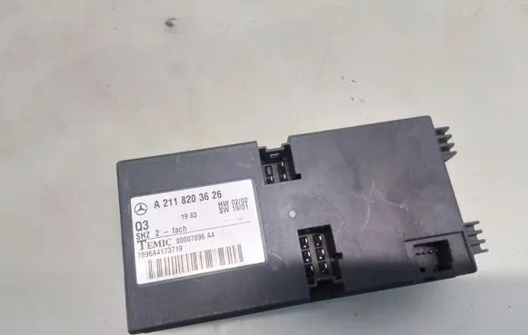 Mercedes-Benz E W211 Seat control module A2118203626