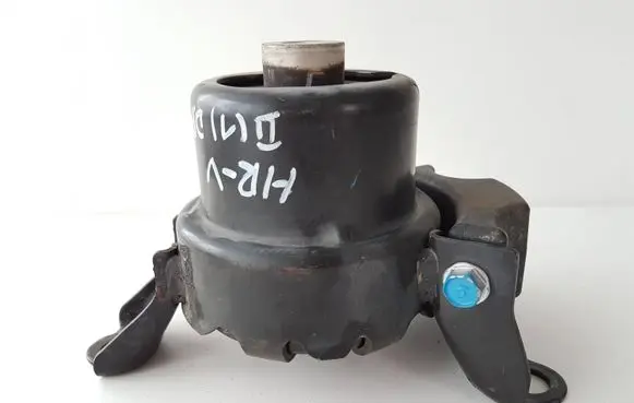 Honda HR-V Engine mount bracket 50822T5RA01