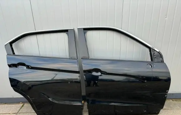 Mitsubishi Eclipse Cross Rear door