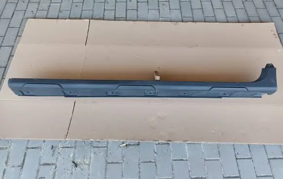 Dacia Sandero III Sill 764197469R