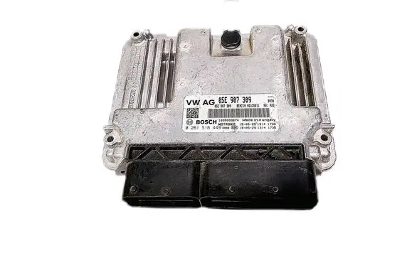 Volkswagen Golf IV Engine control unit/module 05E907309