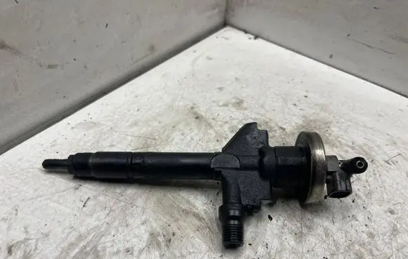 Mazda 6 Fuel injector
