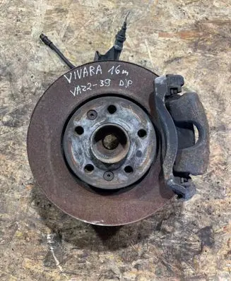 Opel Vivaro Front wheel hub
