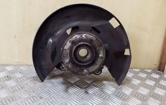 Opel Zafira C Front wheel hub