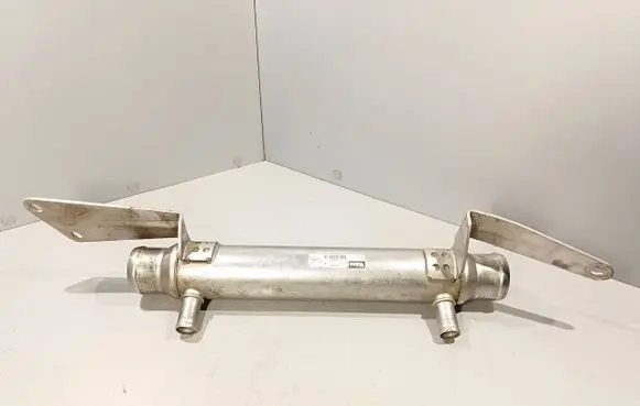 Peugeot 607 EGR valve cooler 9637969480 8679485 XS1108