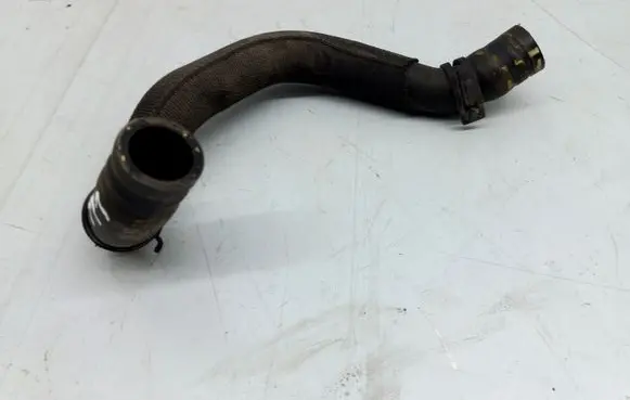 Volkswagen Jetta VI Engine coolant pipe/hose 5C0121063G