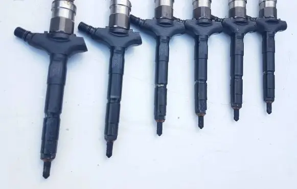 Renault Espace - Grand espace IV Fuel injector 897239161 8-97239161-7