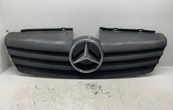 Mercedes-Benz Vaneo W414 Front grill A4148800085