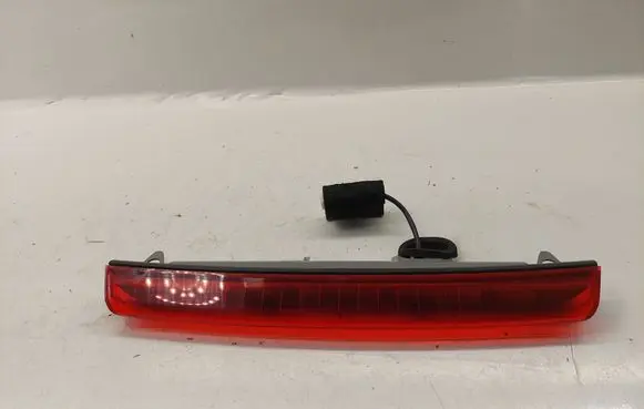 Toyota Avensis T250 Third/center stoplight 8157005090