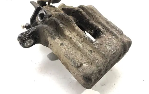 Volkswagen Golf IV Rear brake caliper