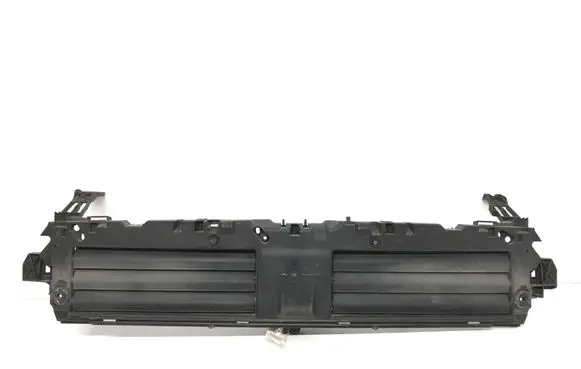Audi A4 S4 B9 Intercooler air guide/duct channel 8W0971277 CZ35709K