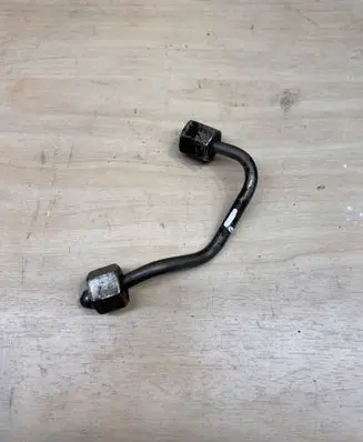 Mercedes-Benz E W212 Fuel injector supply line/pipe 