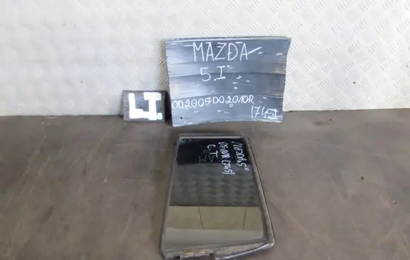 Mazda 5 Front triangle window/glass 