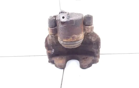 Volkswagen PASSAT B5 Front brake caliper
