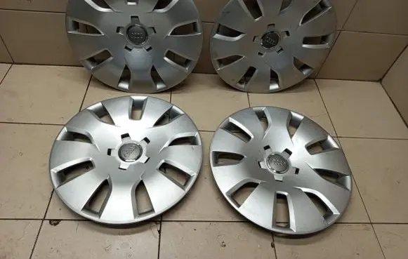 Audi A4 S4 B8 8K R16 wheel hub/cap/trim 8K0601147
