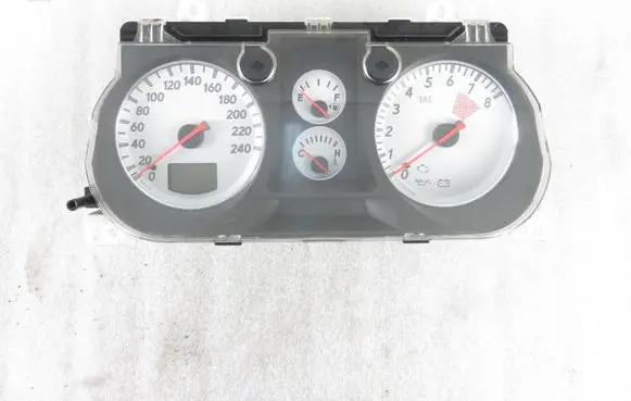 Mitsubishi Outlander Speedometer (instrument cluster) 8100A089