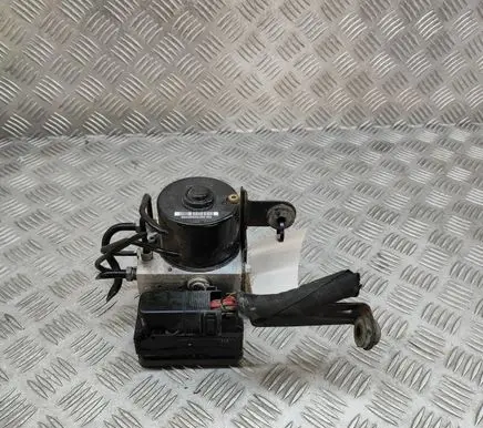 Ford Focus ABS Pump 8M512C405EA