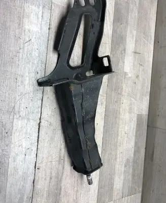 Volvo V70 Front bumper mounting bracket R07809 220316