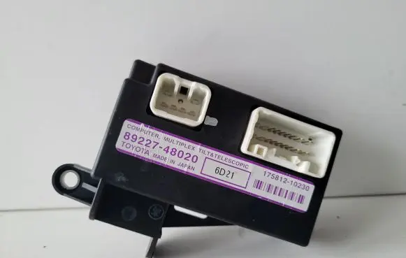 Lexus RX 330 - 350 - 400H Sensor 8922748020