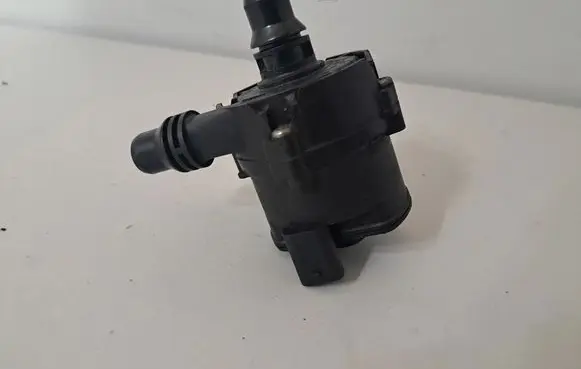 BMW 5 G30 G31 G38 Electric auxiliary coolant/water pump 6834923 9372723