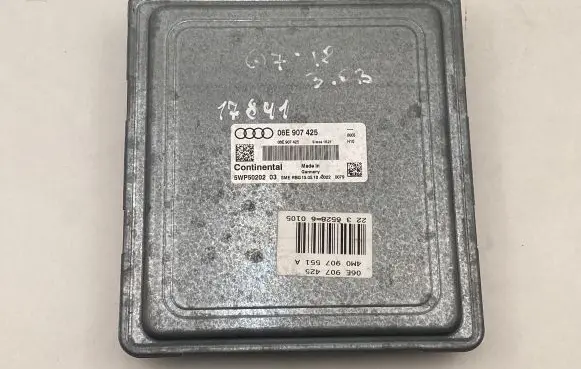 Audi Q7 4M Engine control unit/module 06E907425 WP50202