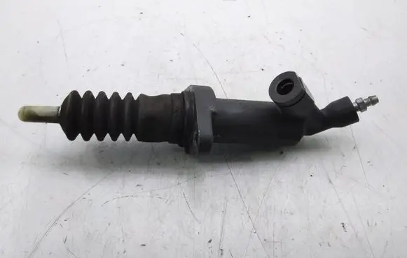 BMW 5 F10 F11 Clutch master cylinder 6283600574