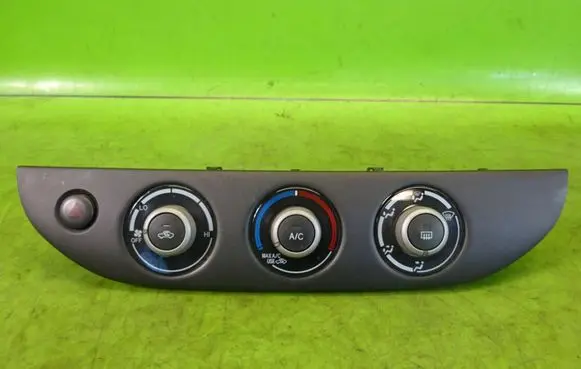 Toyota Camry Climate control unit 5590206120