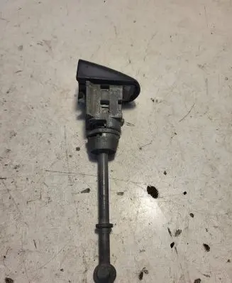 Peugeot 5008 Front door lock (next to the handle) 59395J01